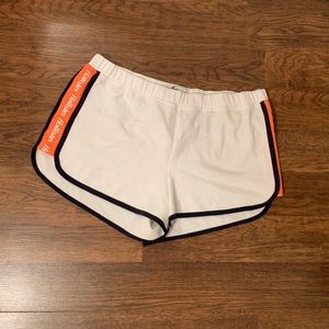 Hollister High-Rise Curved Hem Shorts